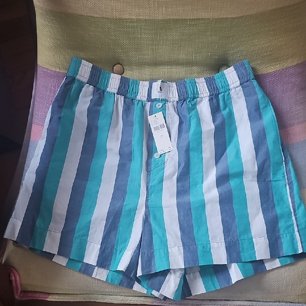 Blue and White Bermudas with Stripes